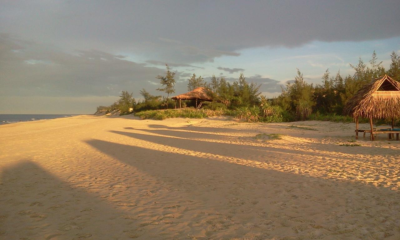 Beach Bar Hue Hostel Exterior photo